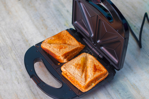 Melhor Sanduicheira: 7 Modelos de  Até R$ 100